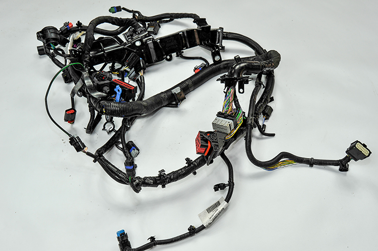 VOLVO S40 ÇIKMA MOTOR TESİSATI ADNAN TÜRK OTO'DA